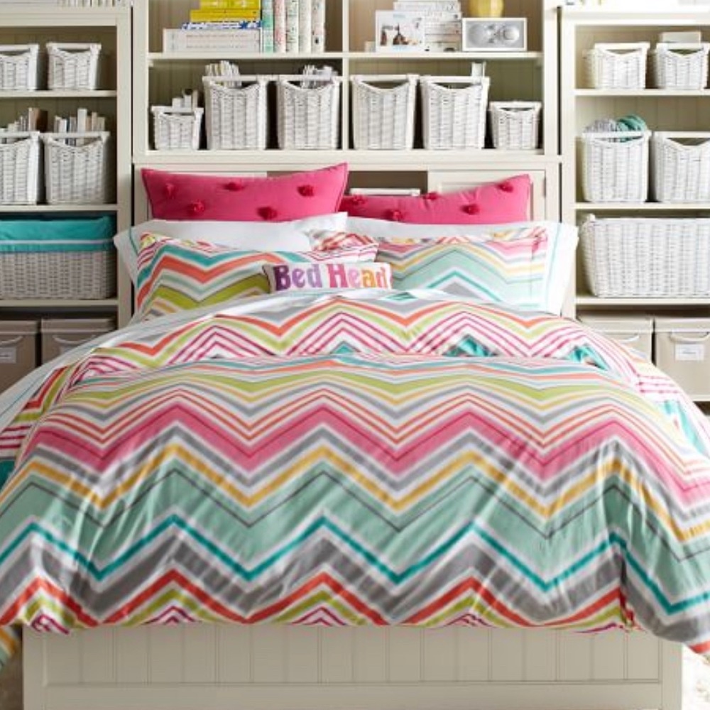 Zigg N’ Zagg Full/Queen Bedding Set